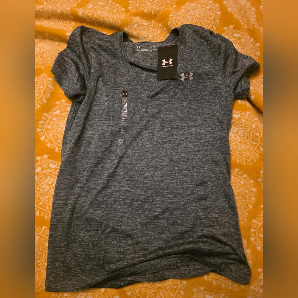 Under Armour Women's Heathered Gray Tee